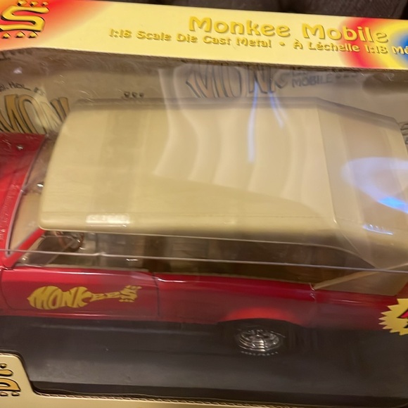 NWT 2002 The Monkees Monkee mobile 1:18 scale die cast American Muscle - Picture 6 of 6